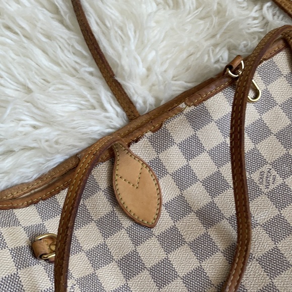 Louis Vuitton Damier Azur MM Neverfull - Picture 15 of 17